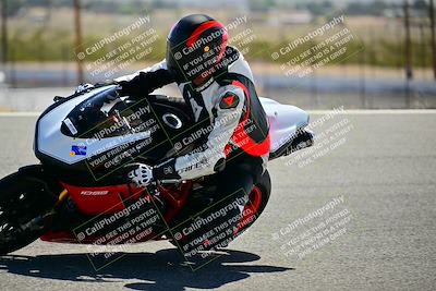 media/Apr-13-2025-TrackXperience (Sun) [[fb1ef998a6]]/Level 2 (Intermediate)/Turn 8 (Session 3)/